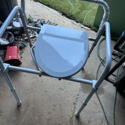 Commode Chair 