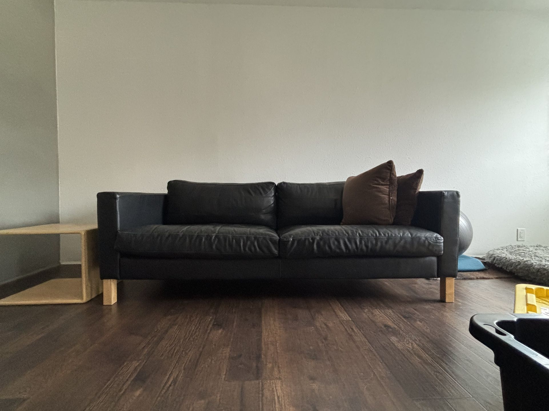 Top Grain Leather Couch Black