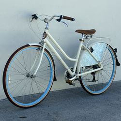 MAIN STREET Lexington Hybrid Bike 700 Wheels 