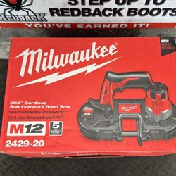 Milwaukee M12 Band Saw