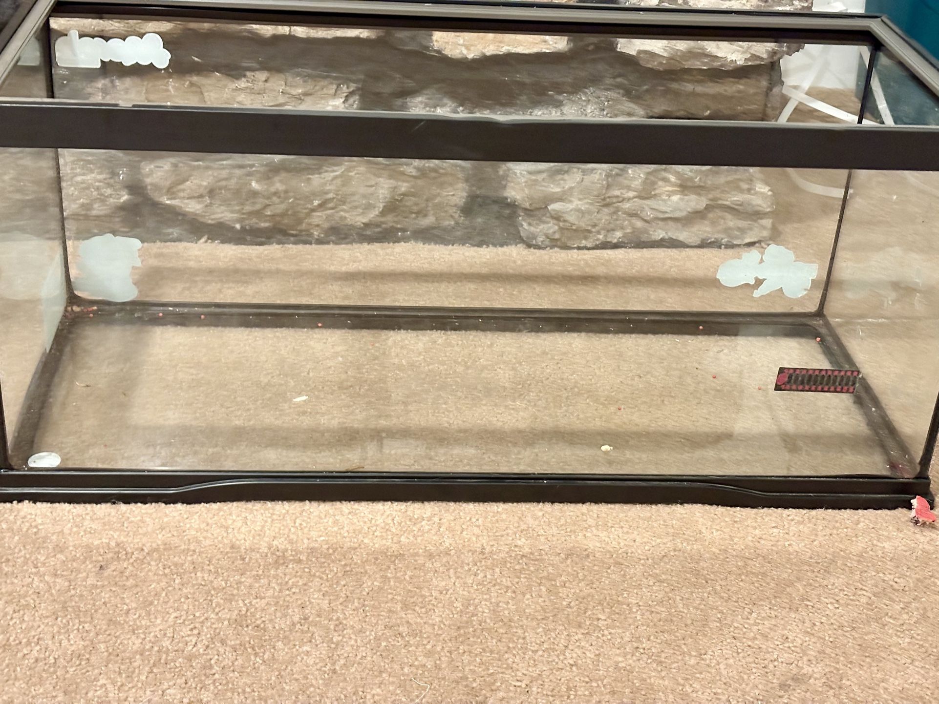 Starter Enclosure for Reptiles - 20 Gallon Tank
