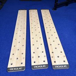 BRAND NEW ROGUE MAPLE PEG BOARD.