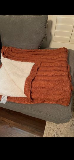 Never used blanket/ throw