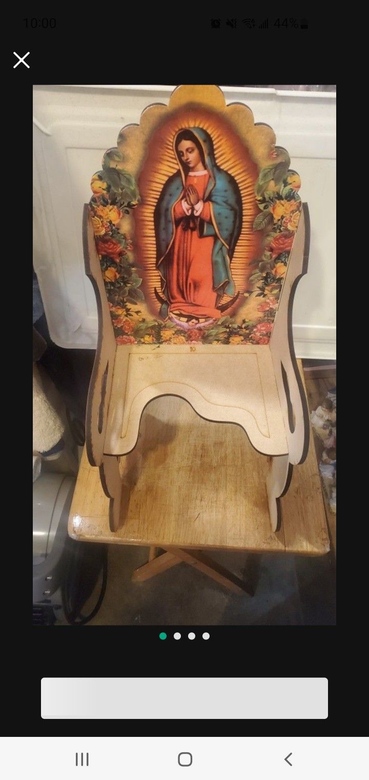 Nino Dios Large Chair 19in Tall
