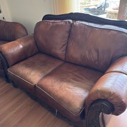 Leather Sofas 