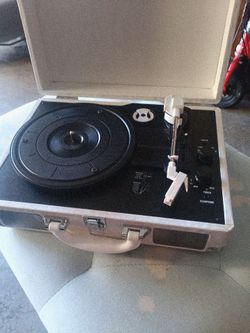 Portable Suitcase Vinyl Record Player