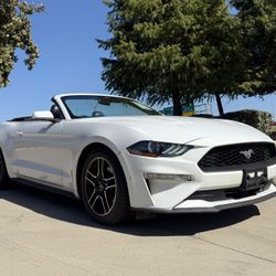 2022 Ford Mustang