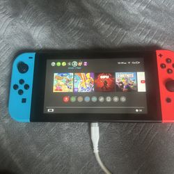Nintendo Switch 