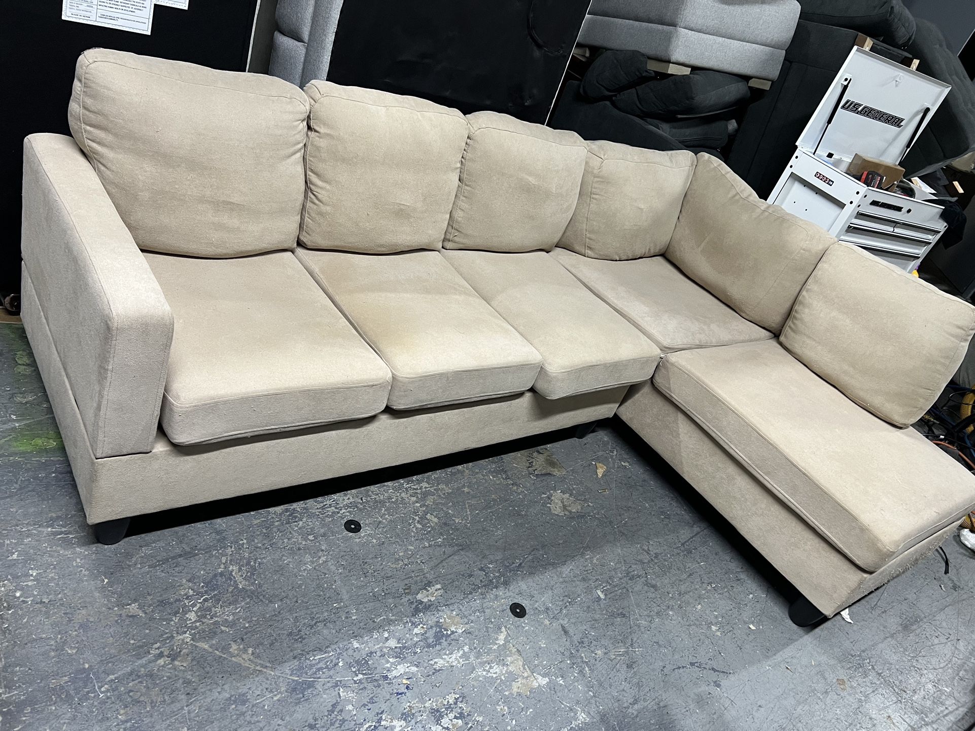 SECTIONAL COUCH SOFA