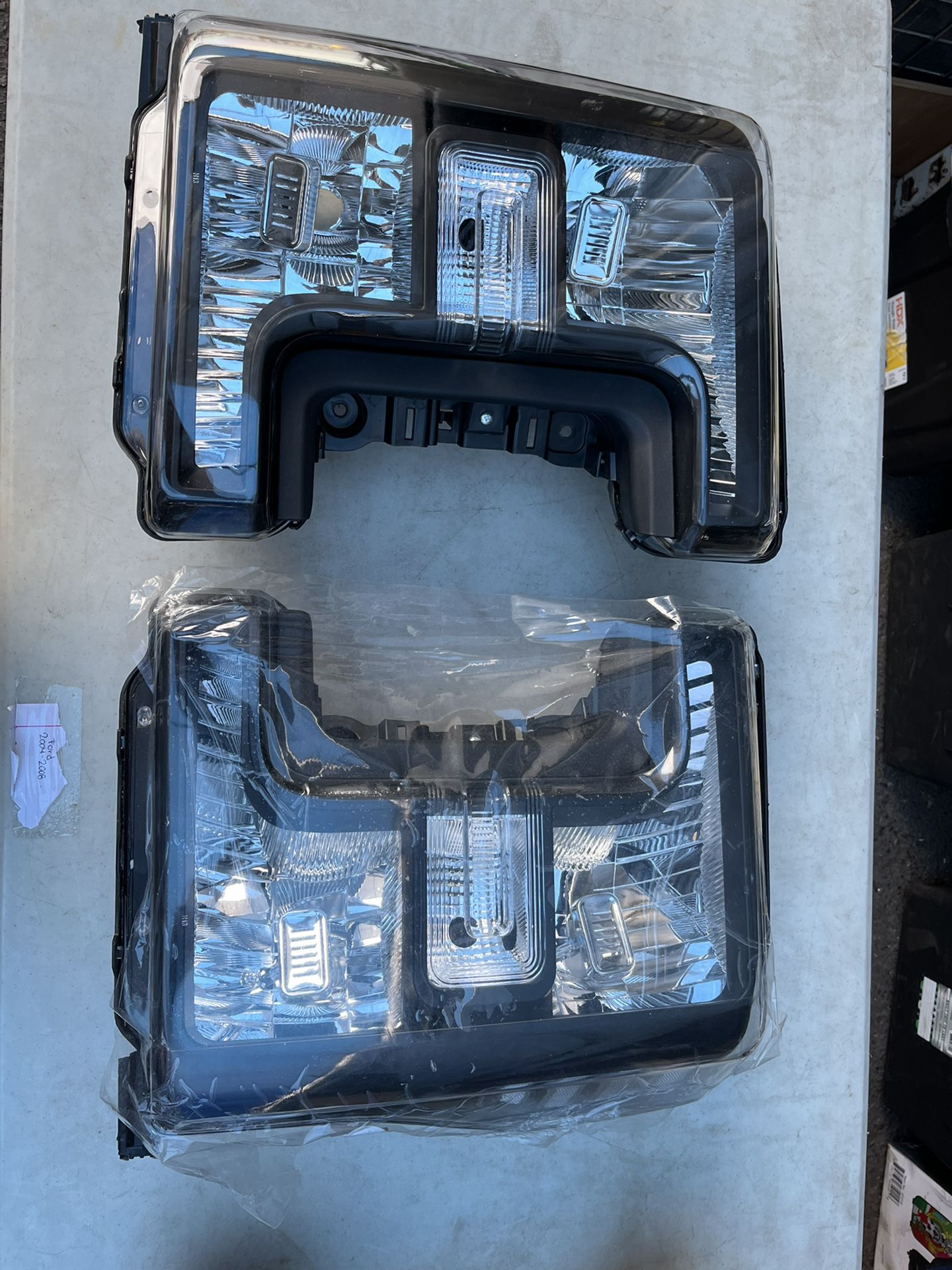 Fits 2017-2019 Ford F250/F350 SD [Black/Clear] Amber Corner Headlight Headlamp