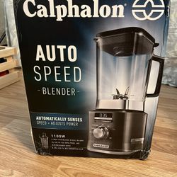 SAVE 55% 🔥🔥. . BRAND NEW FACTORY SEALED HEAVY DUTY BLENDER.  10 SPEED.  DIGITAL.  FREE SMOOTHIE GLASS.  WAS $149.99!!  NOW ONLY $70🧉🥛
