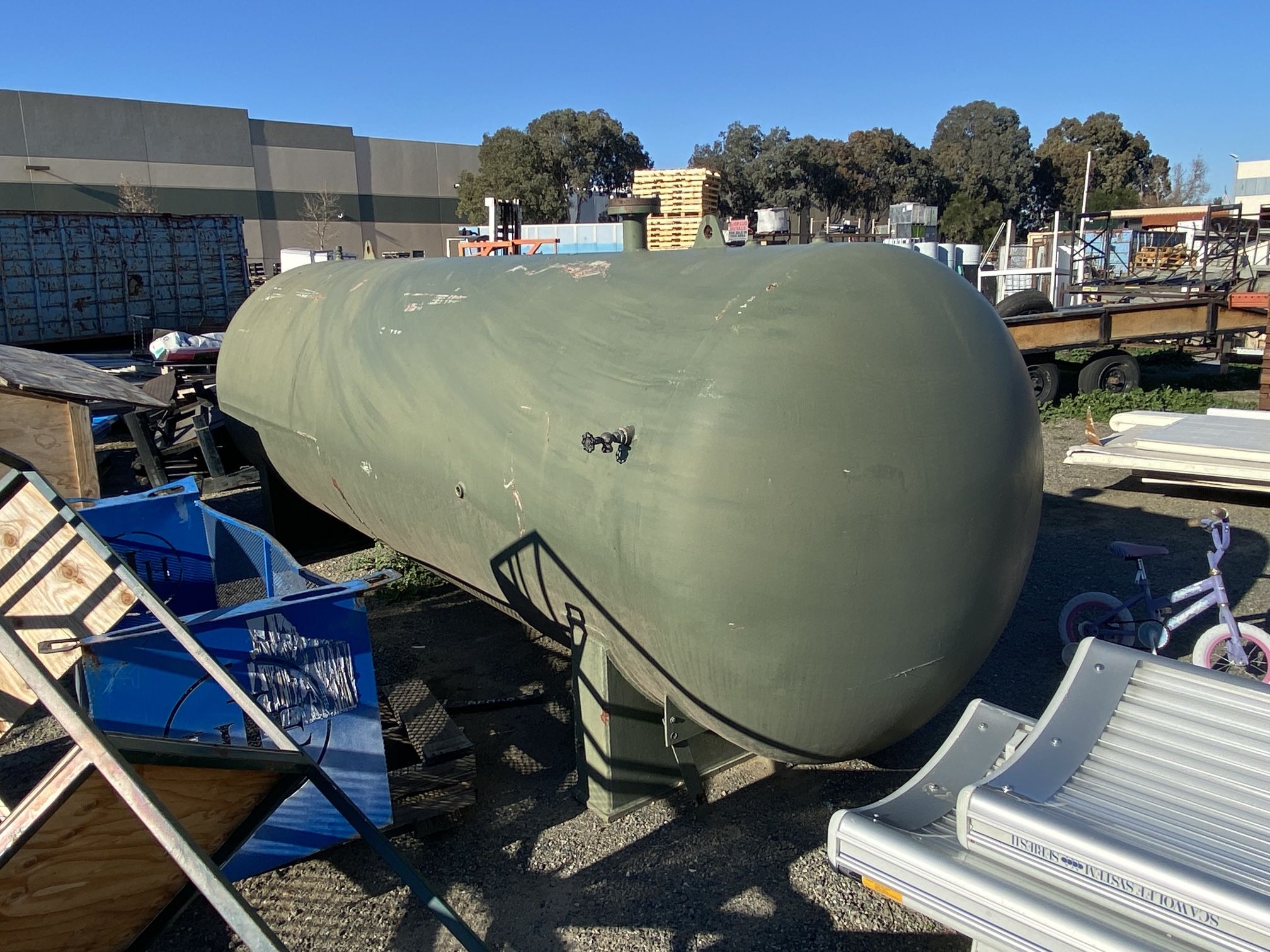 Hydro Tank 1999