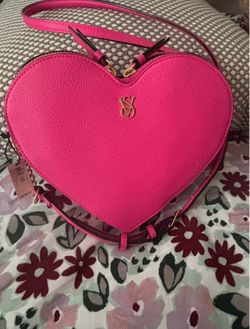 VS Heart Crossbody purse 🩷