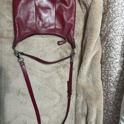 Vintage Leather Coach crossbody With Shorter Strap