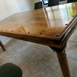 Stunning & Sturdy Solid Wood Farmhouse Style Table 🪵