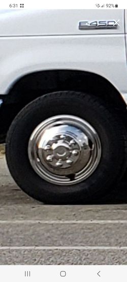 $35.00 Three Chrome Wheel Covers 16 inch . Excellent Condition