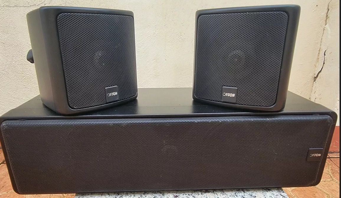 Used Cantón Set Of Speakers