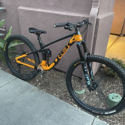 2022 Trek Fuel EX