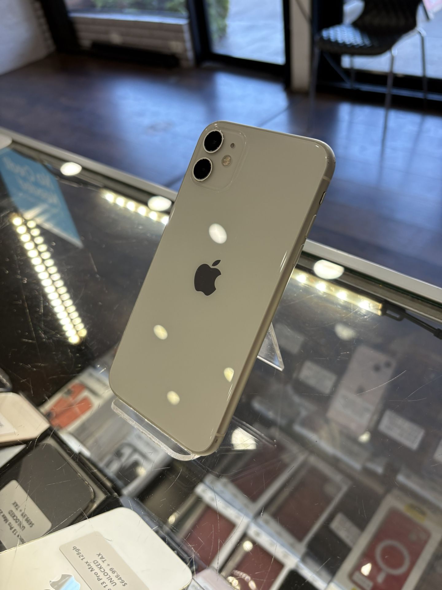 iPhone 11 128gb Unlocked 100% Battery Health