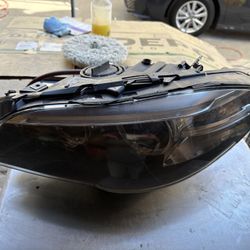 2014-2017 BMW 535i Headlight 