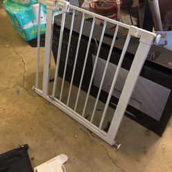 Baby/pet Gate - Free