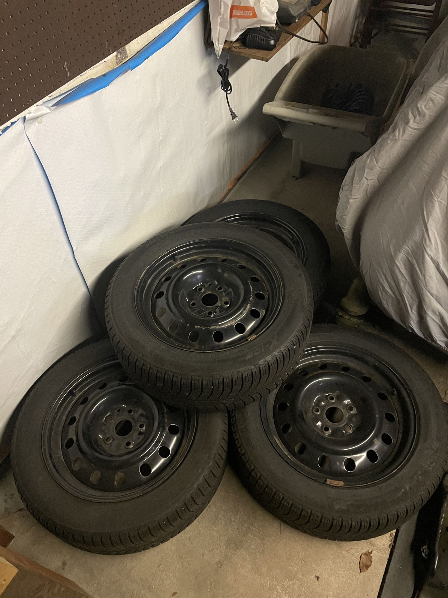 5x114.3 Steel Wheels w/Michelin X-ice3 Tires
