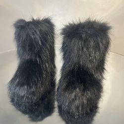 Fur Comfy Boots 