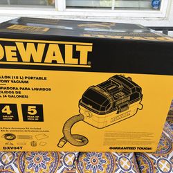 Dewalt DXV04T 4 gallon wet dry vac