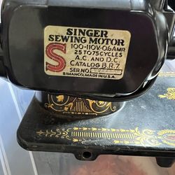 Singer Sewing machine