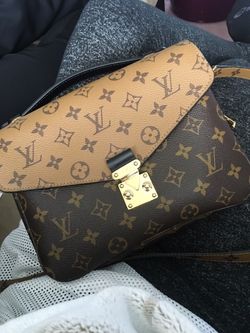 Louis Vuitton Pochette Metis M41465