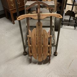 Vintage Speedway Sleigh