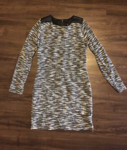 Grey & white sweater