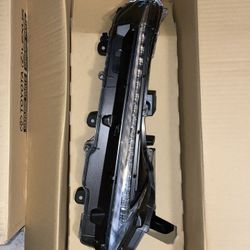 Lexus 2017 nx 2.0T f sport headlights and daytime running lights 