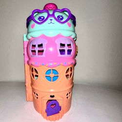 Polly pocket gelato playhouse 13” tall