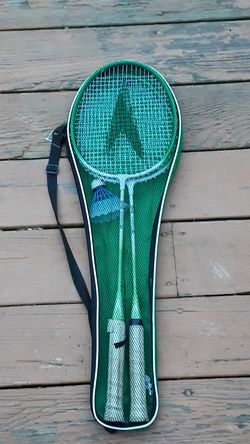 Badminton rackets