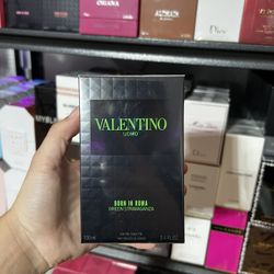 Valeninto Born In Roma Green Stravaganza Brand New Singles And Wholesale available With Great Prices 