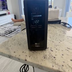W Box 1500VA UPS Battery Backup Surge Protector