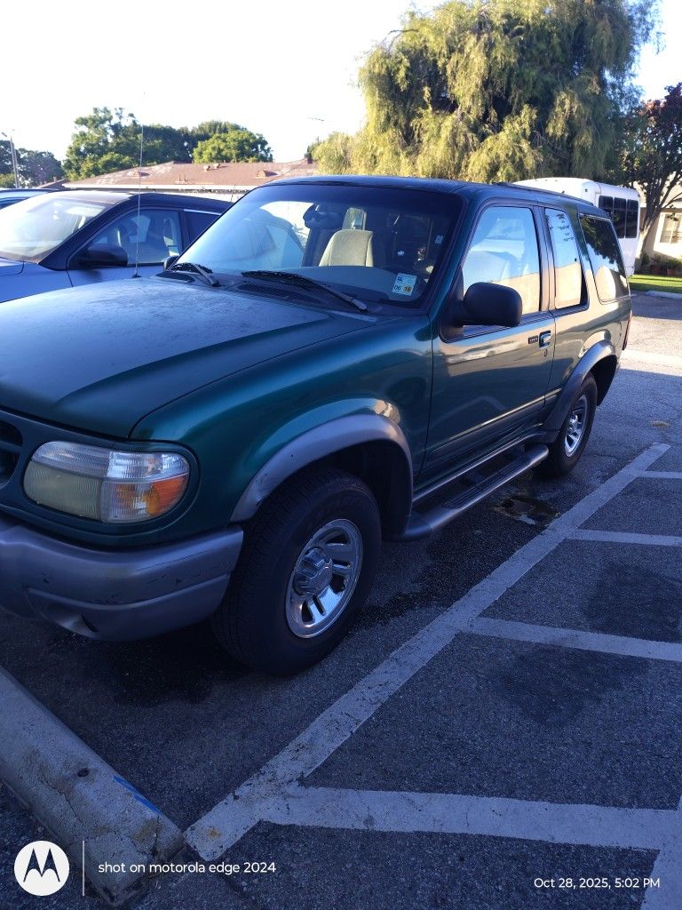 1998 Ford Explorer
