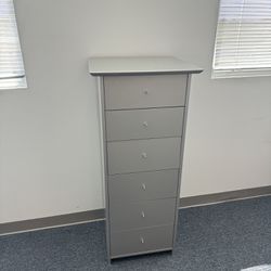 Shelf / Cabinet 
