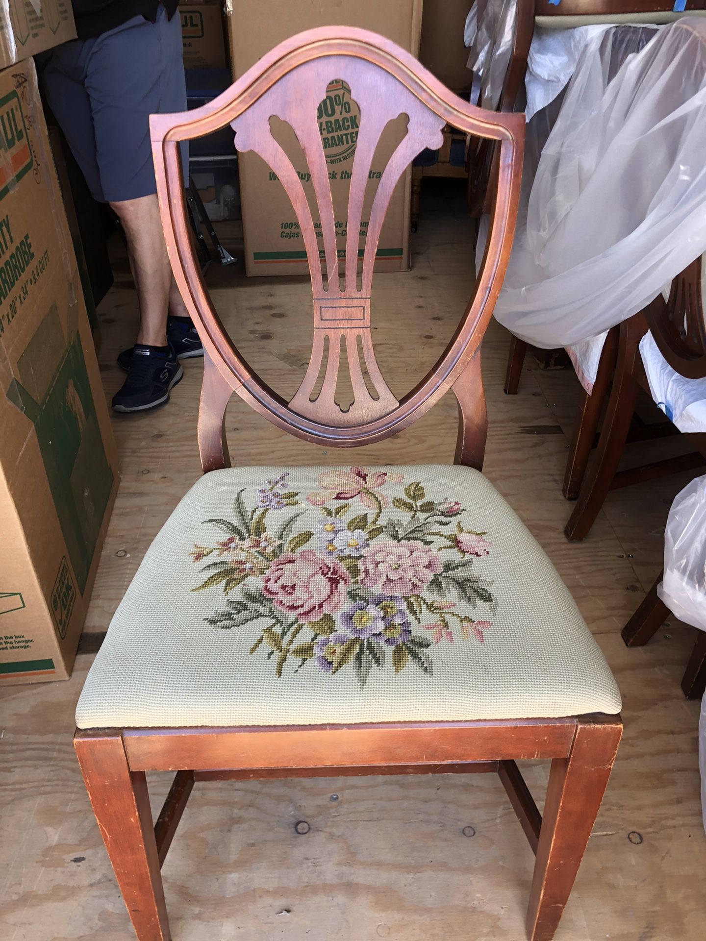 Solid Wood Needle Point Dining Chairs 6