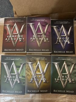 Vampire Academy  complete series 1-6