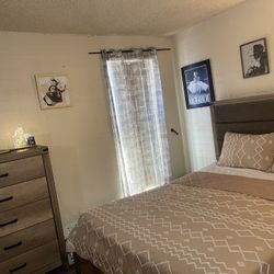 Bed Room Queen