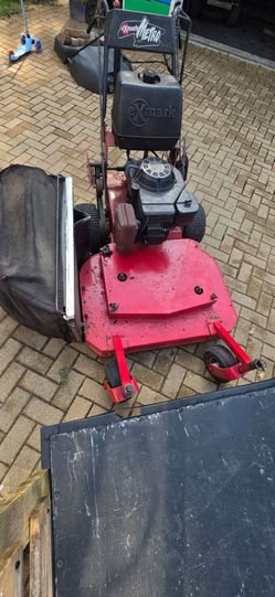 Commercial walk behind lawnmower 36" with bag