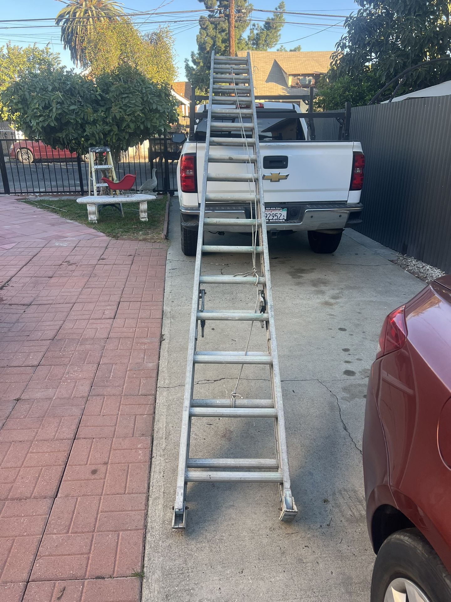 Escalera de 36 pies de aluminio muy barata