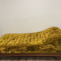 Antique Chaise 
