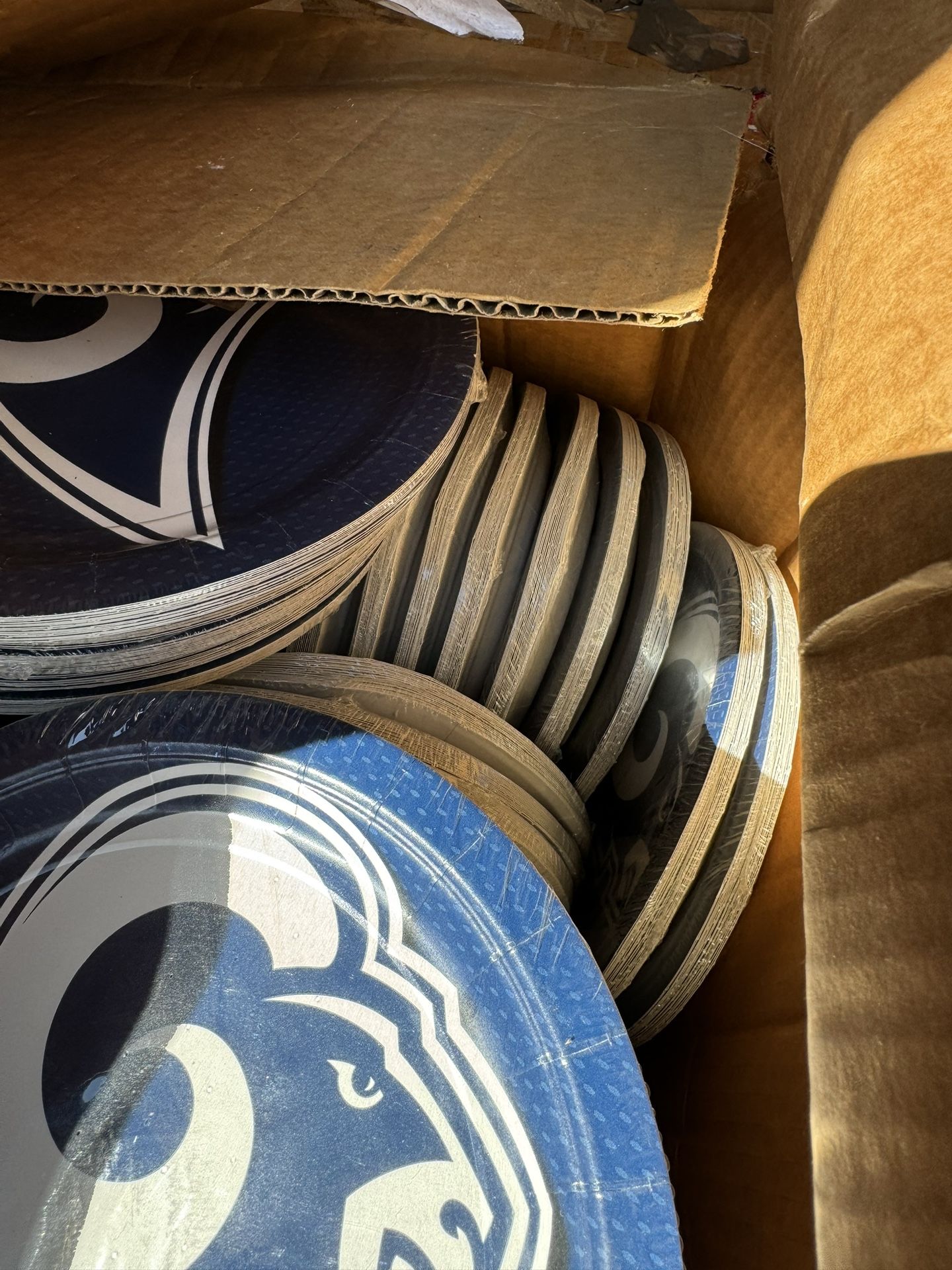 Los Angeles RAMS!!. Plates & Napkins LOT,