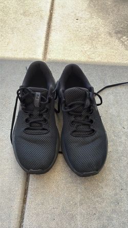 Under armor shoes