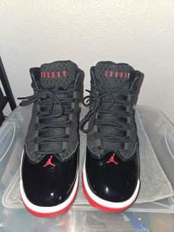 Air Jordan Aura Youth Size 6 Sneakers