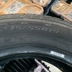 Used Tire 235/55/r19