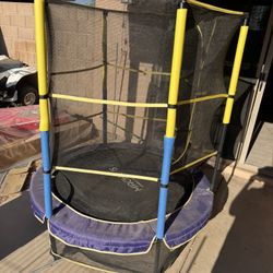 Kids trampoline